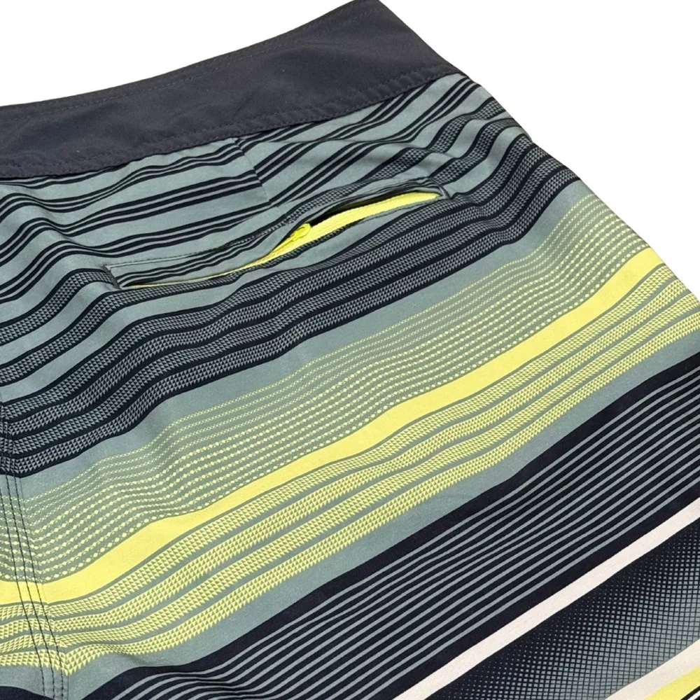 Oakley Mens‎ 36 Board Shorts Surf Swim Stretch Athleisure Y2K Beach Vacation